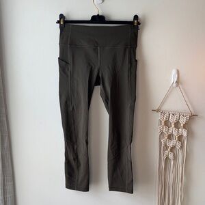 EUC Lululemon Olive Pace Rival Crop Leggings with Pockets LW6AV0S Size 4